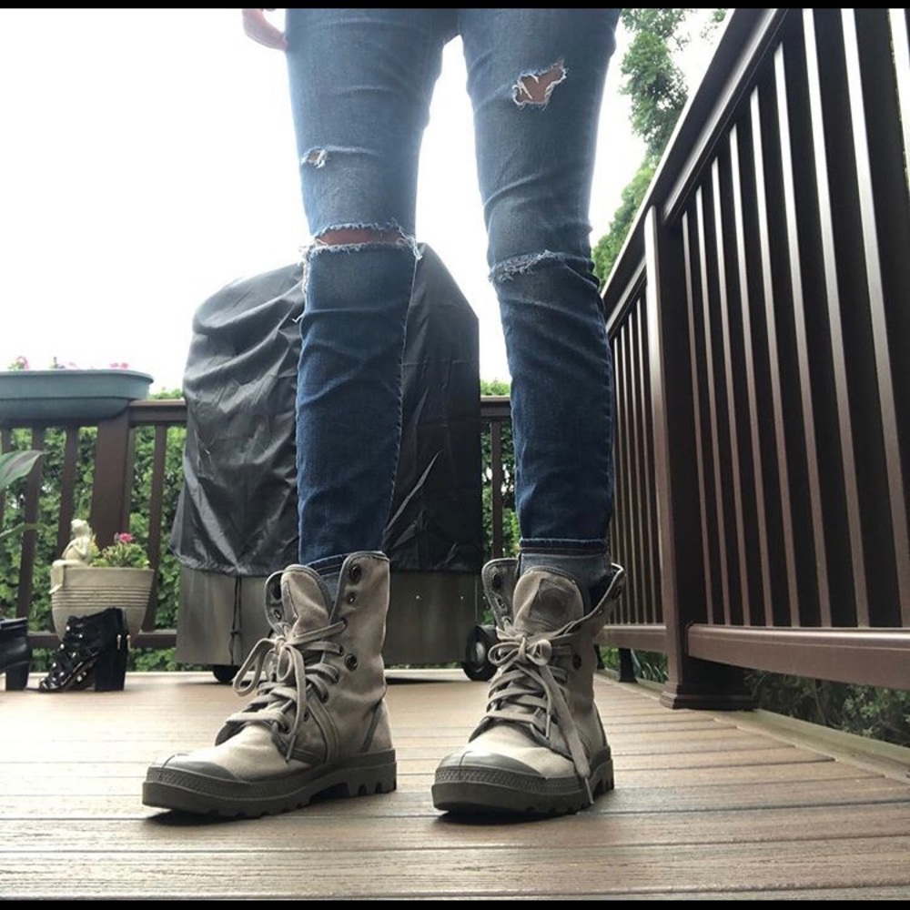 Grey palladium boots